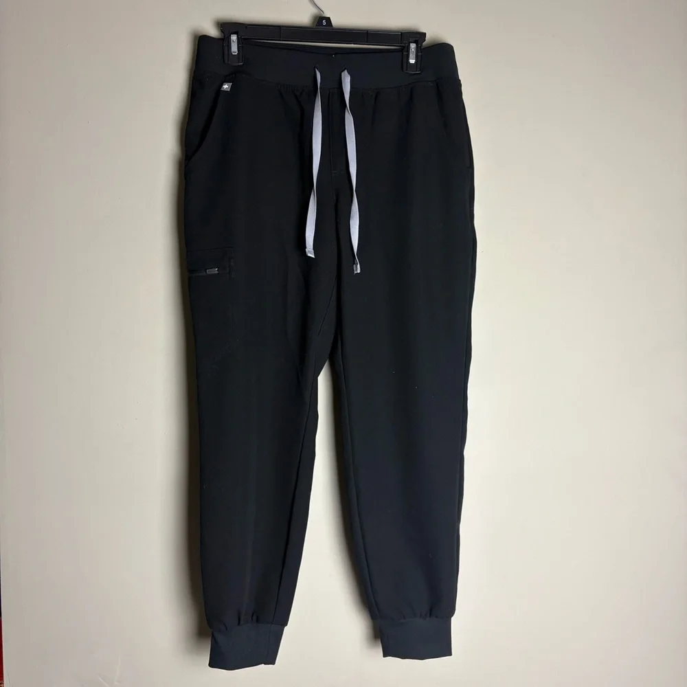 Figs Black Zamora Jogger Scrub Pants Size Medium Petite - Picture 3 of 9